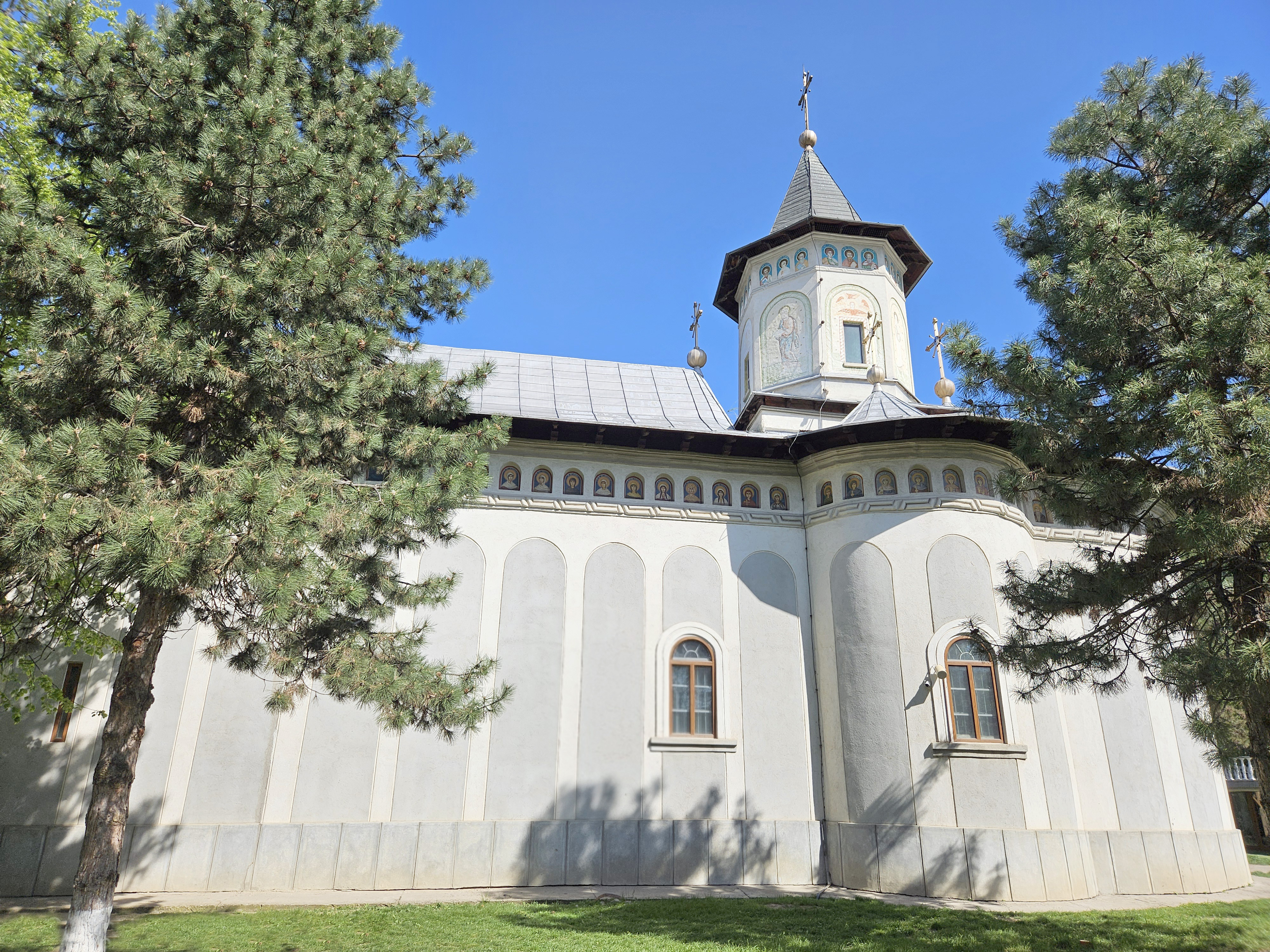 Comoara spirituală a Iașului: icoana făcătoare de minuni a Sfântului Mare Mucenic Mina