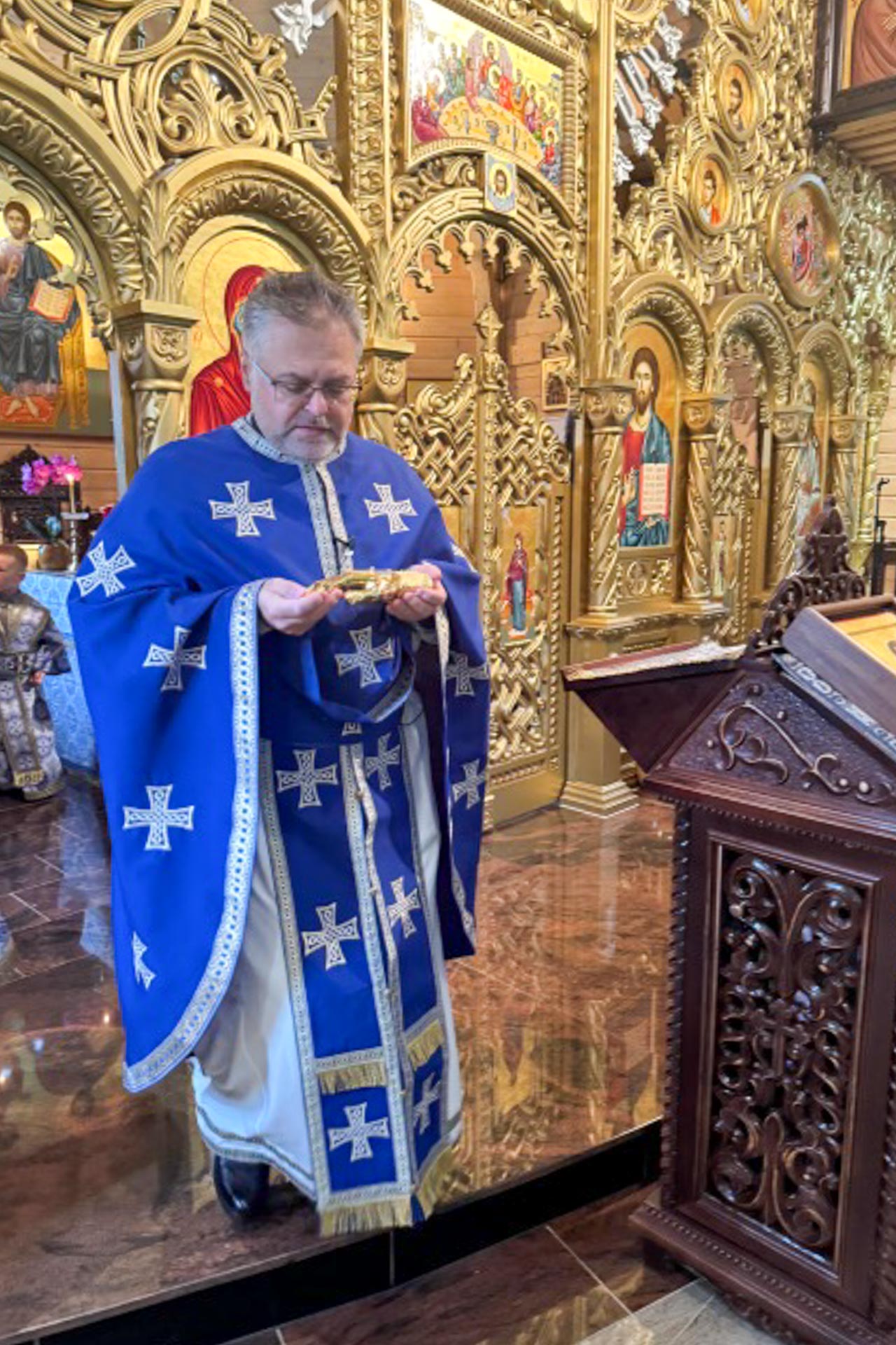 Cinstirea Sfântului Nectarie la München – un nou ocrotitor pentru Parohia „Buna Vestire”