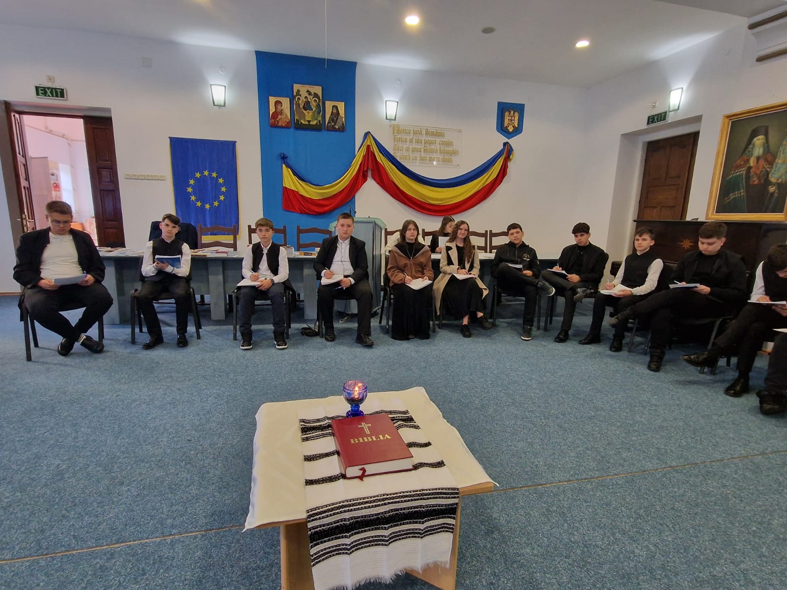 Concursul „Cercetați Scripturile…”, ediția a III-a – o chemare la lumina Cuvântului în Săptămâna Sfintei Scripturi, la Seminarul de la Mănăstirea Neamț