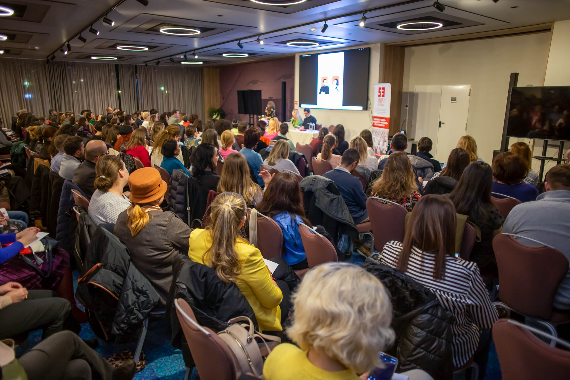 Conferința „Ce fel de viață trăim? Modele ale stării de bine. Evaluări psiho-medicale și implicații în plan educațional”