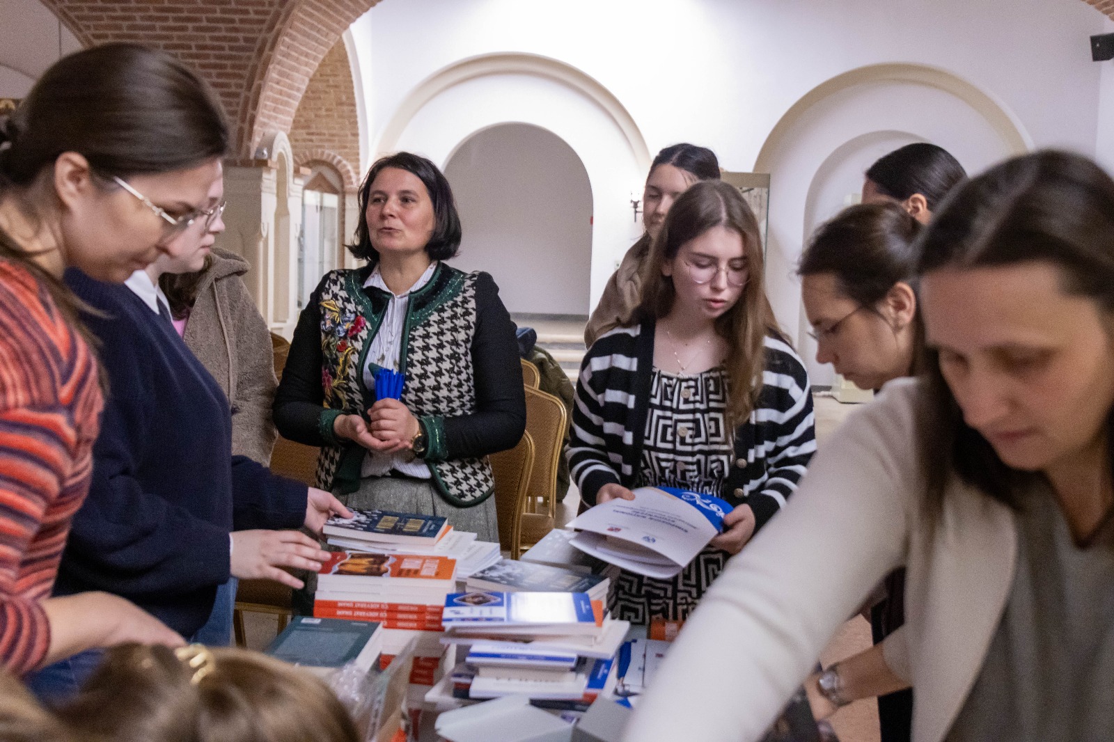 Dialog între teologie și știință la prima ediție a Simpozionului „Mitropolit Pimen Georgescu” de la Iași