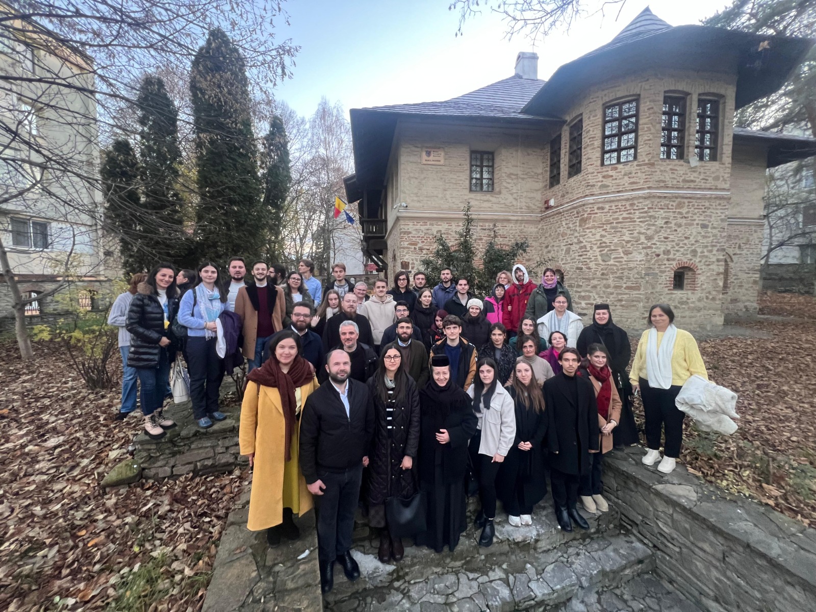 Dialog între teologie și știință la prima ediție a Simpozionului „Mitropolit Pimen Georgescu” de la Iași