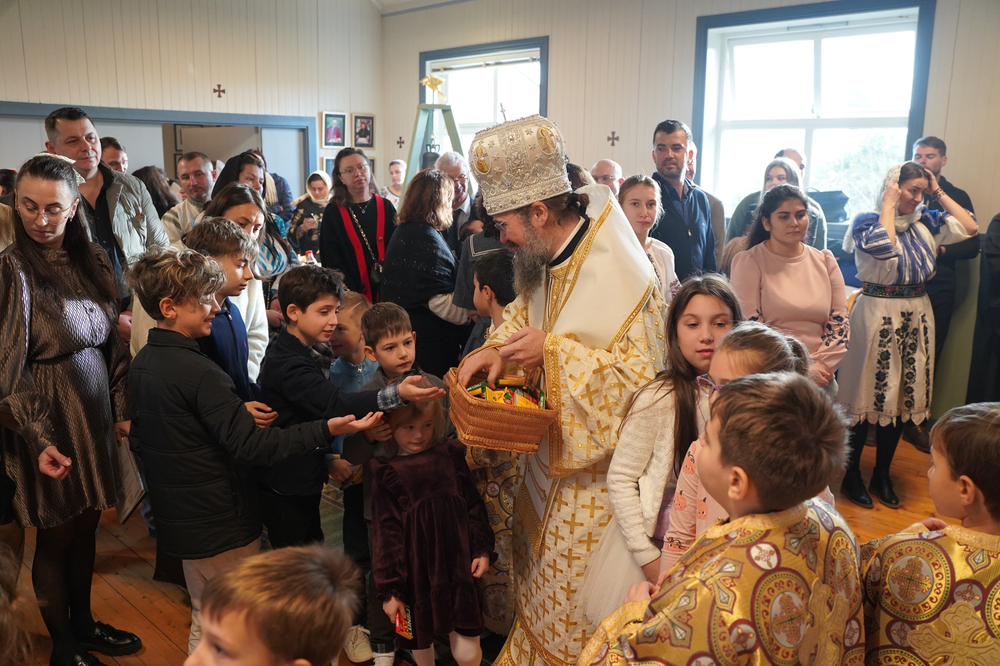 Episcopul Macarie, în vizită pastorală în Norvegia și Suedia