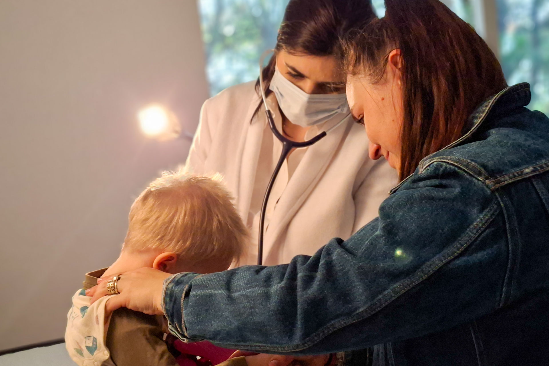 Fundația „Providența” a oferit consultații gratuite copiilor și persoanelor vulnerabile din Mihălășeni