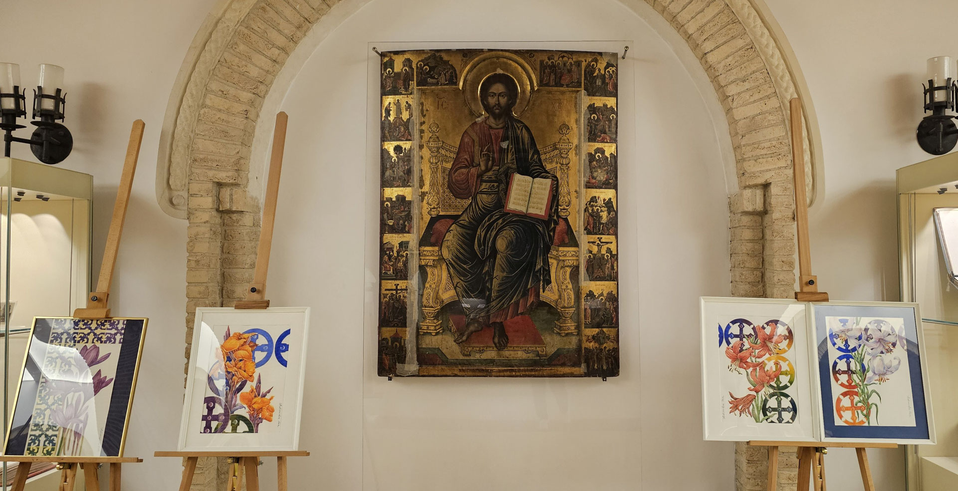 MISSY 150: Expoziție dedicată Reginei Maria la Muzeul Mitropolitan din Iași