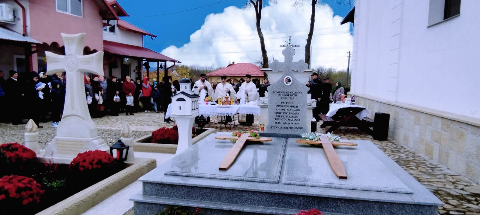 Pe urmele preoților de altădată: familia Sandovici și slujitorii bisericii din Broscăuți, pomeniți cu evlavie și recunoștință