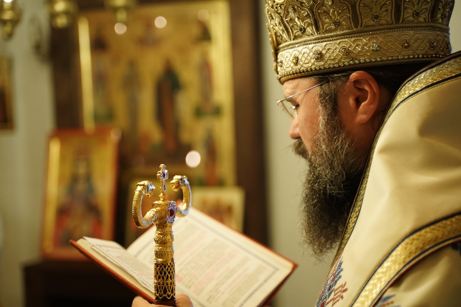 Preasfințitul Macarie, Episcopul românilor ortodocși din Europa de Nord