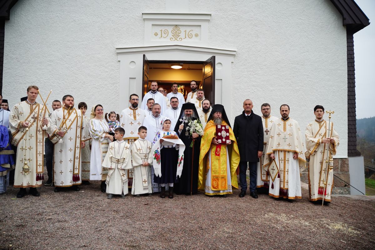 PS Macarie la Borås și Göteborg