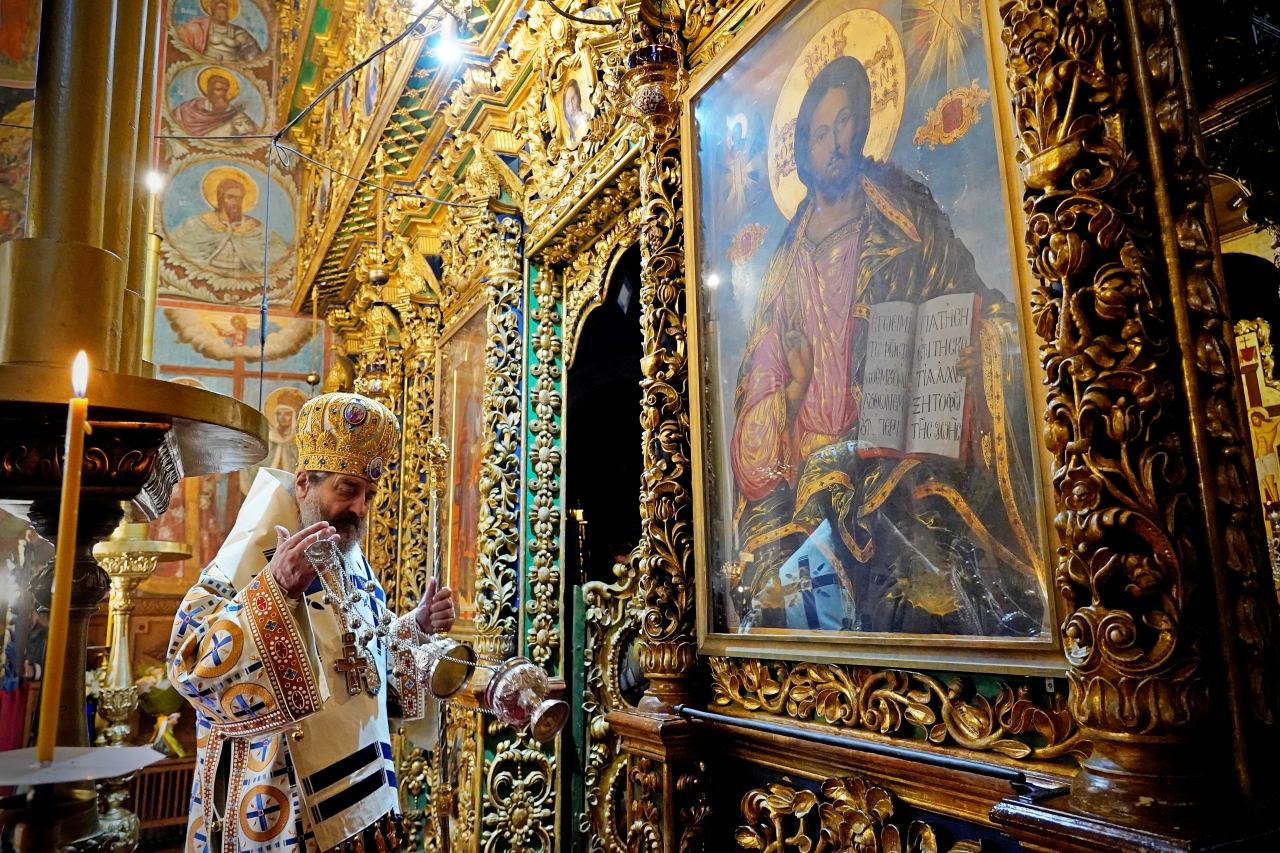 PS Nichifor Botoșăneanul către un preot nou hirotonit: „Această chemare este și o cinste pe care Domnul o face”