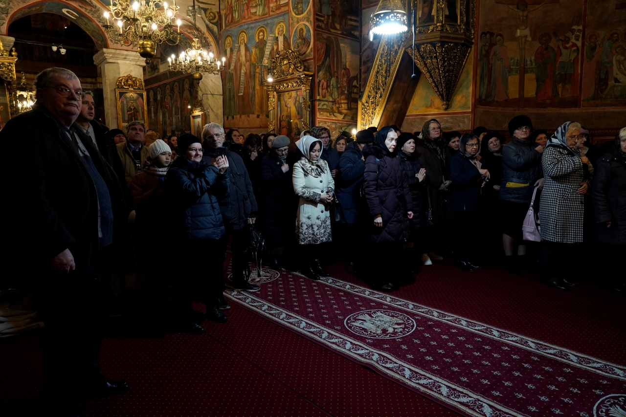 PS Nichifor Botoșăneanul către un preot nou hirotonit: „Această chemare este și o cinste pe care Domnul o face”