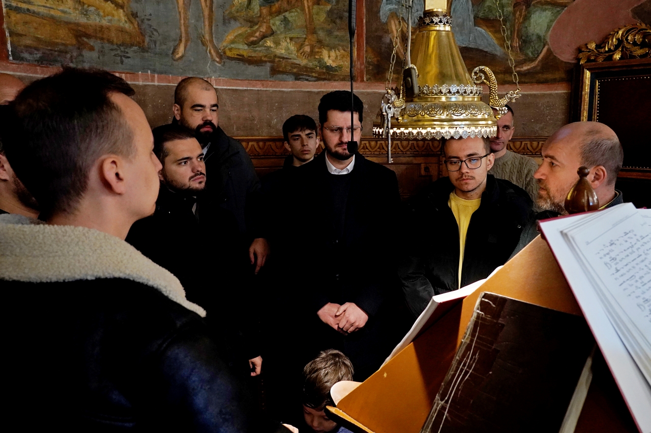 PS Nichifor Botoșăneanul către un preot nou hirotonit: „Această chemare este și o cinste pe care Domnul o face”