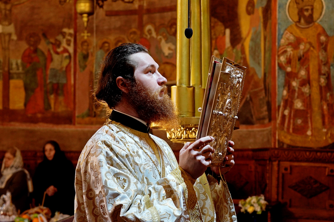 PS Nichifor Botoșăneanul către un preot nou hirotonit: „Această chemare este și o cinste pe care Domnul o face”