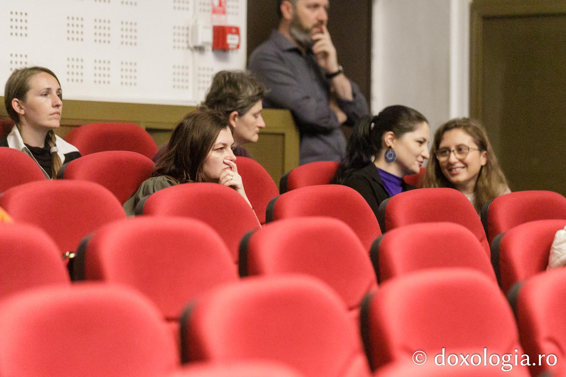 Sfânta Olga din Alaska. Confesiunile unui regizor – Simon Scionka