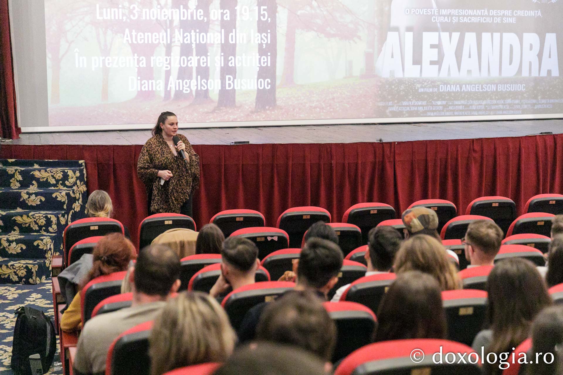 Proiecția filmului „Alexandra”. Regizor: Diana Angelson Busuioc