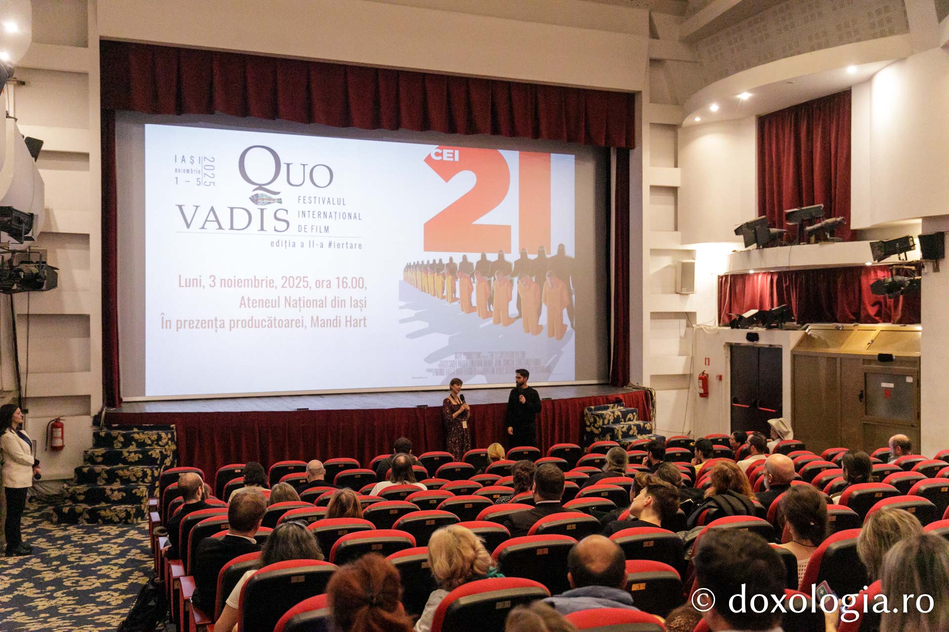 Proiecția filmului „Cei 21”. Producător: Mandi Hart