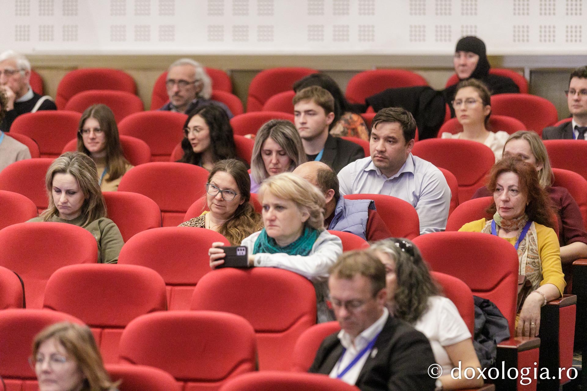 Proiecția filmului „Cei 21”. Producător: Mandi Hart