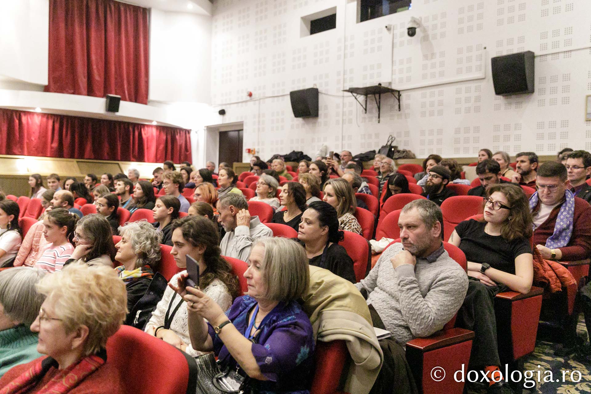 „Lumini, cameră, Quo Vadis!” | A început cea de-a doua ediție a unicului festival de film creștin din România