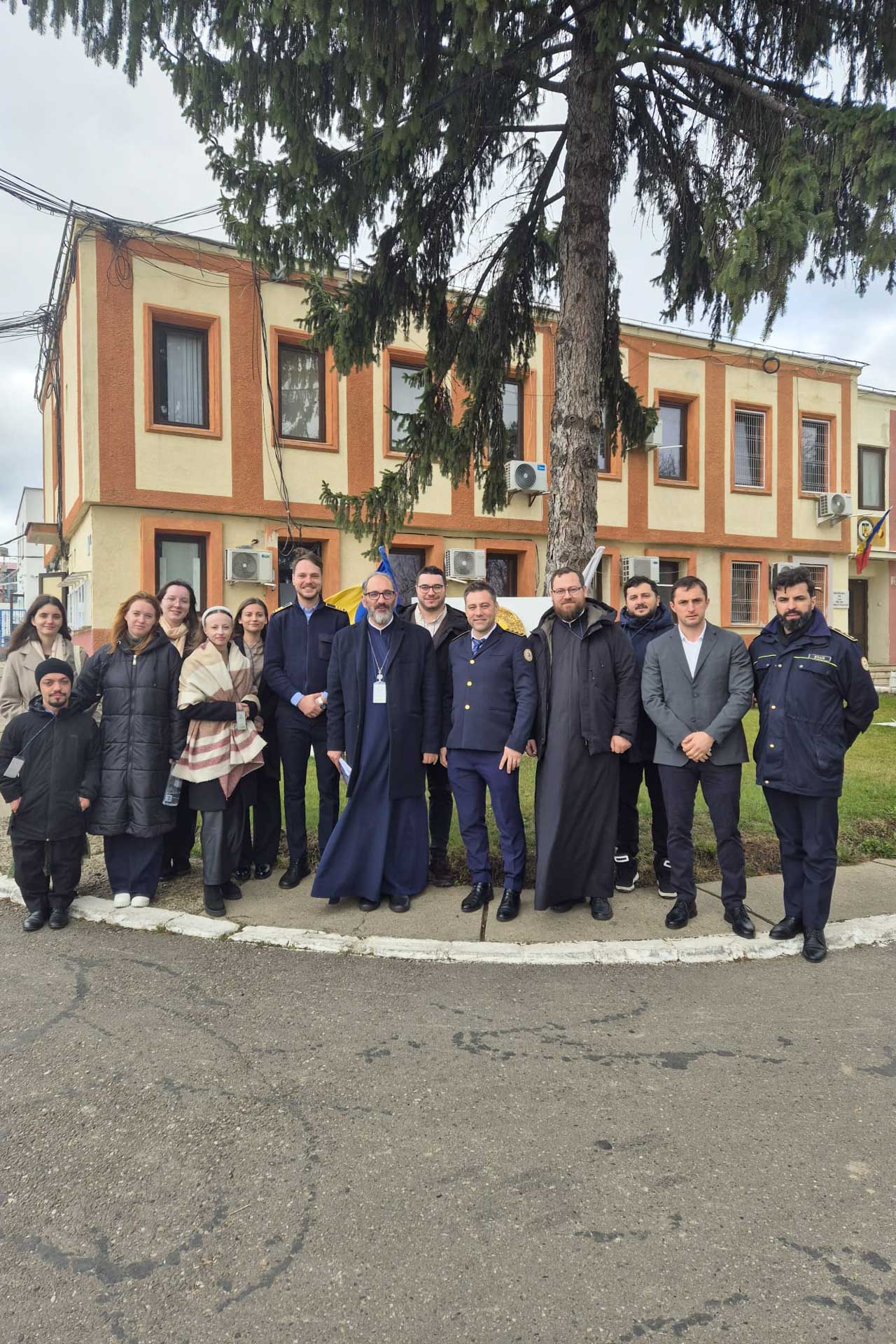 „Despre speranță și renaștere în așteptarea Crăciunului” – Părintele Constantin Necula, dialog al inimii cu persoanele private de libertate la Penitenciarul Iași