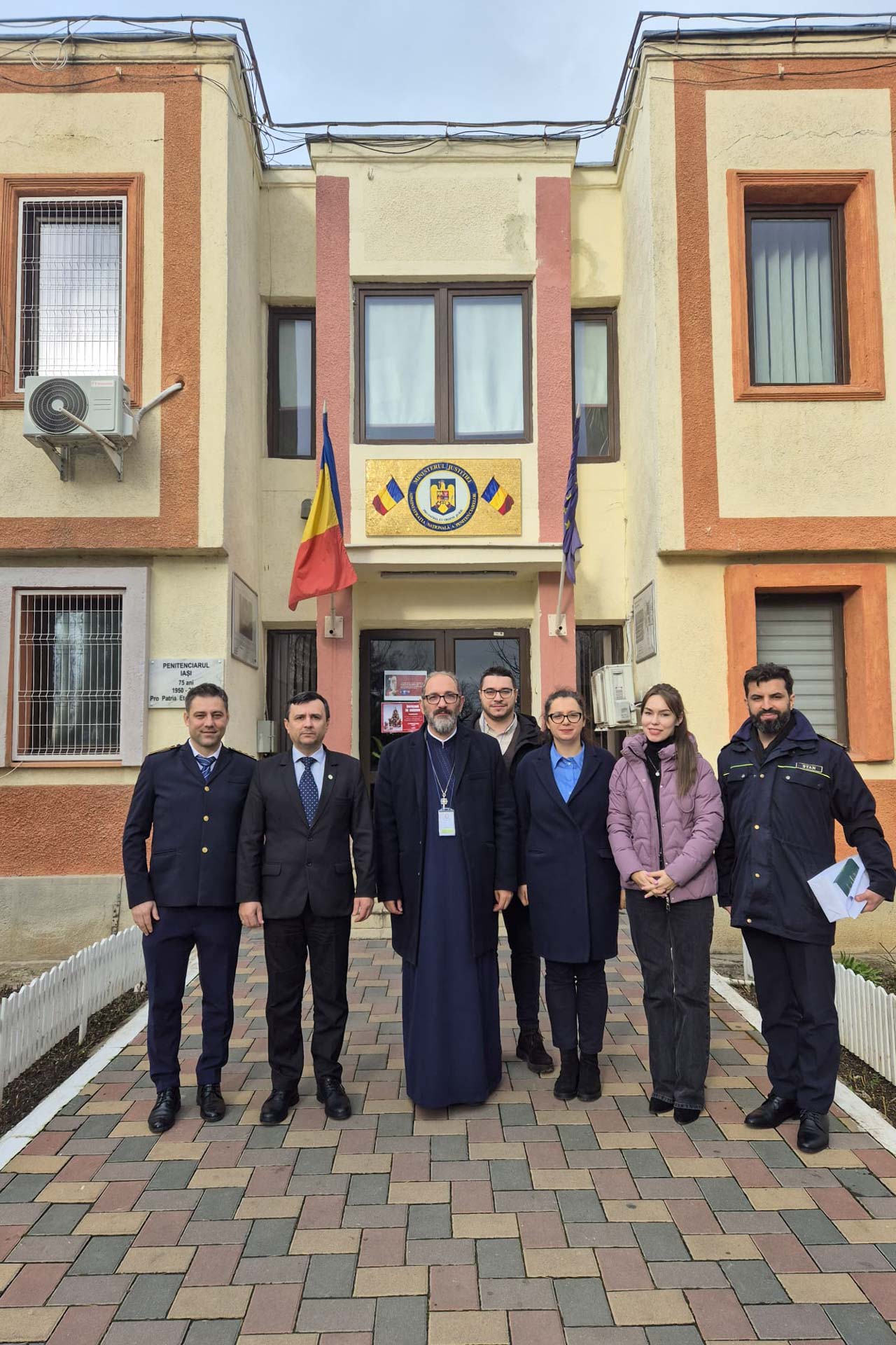 „Despre speranță și renaștere în așteptarea Crăciunului” – Părintele Constantin Necula, dialog al inimii cu persoanele private de libertate la Penitenciarul Iași