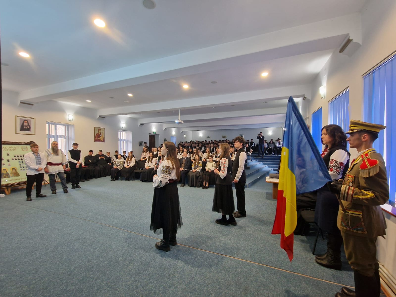 Ziua României, serbată la Seminarul Teologic „Veniamin Costachi” de la Mănăstirea Neamț
