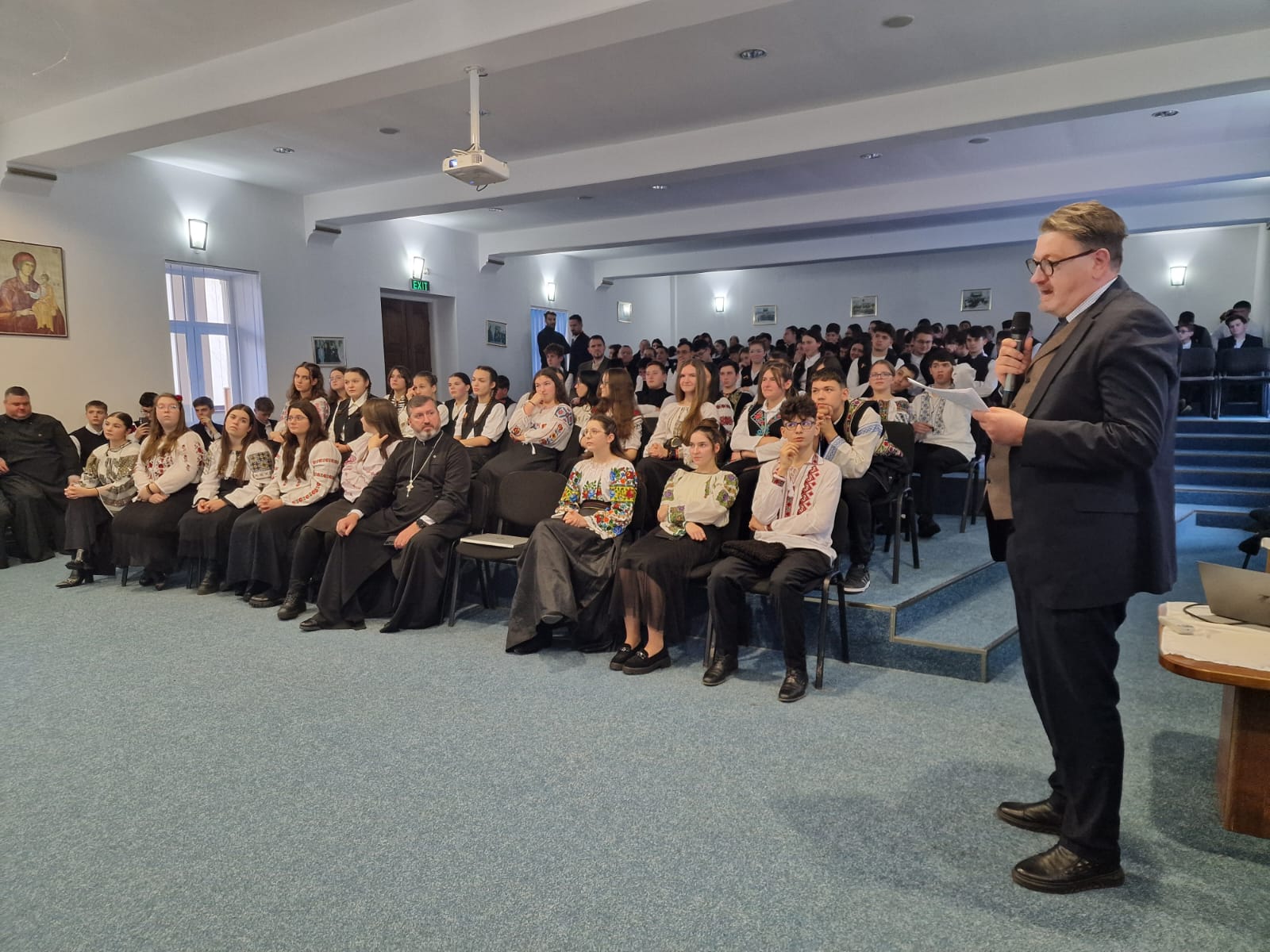 Ziua României, serbată la Seminarul Teologic „Veniamin Costachi” de la Mănăstirea Neamț