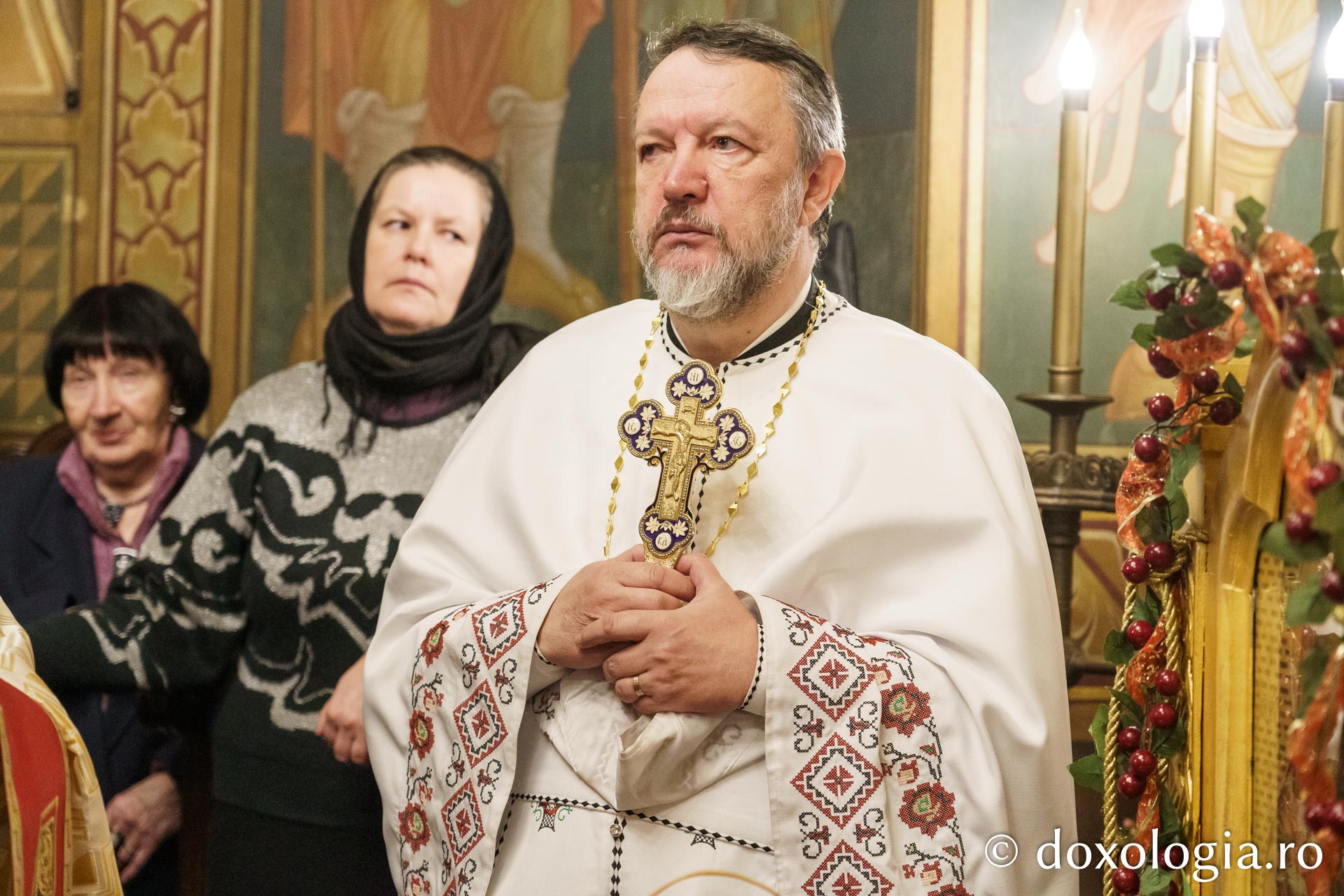 Binecuvântare arhierească la hramul Bisericii „Sfântul Nicolae Domnesc” din Iași