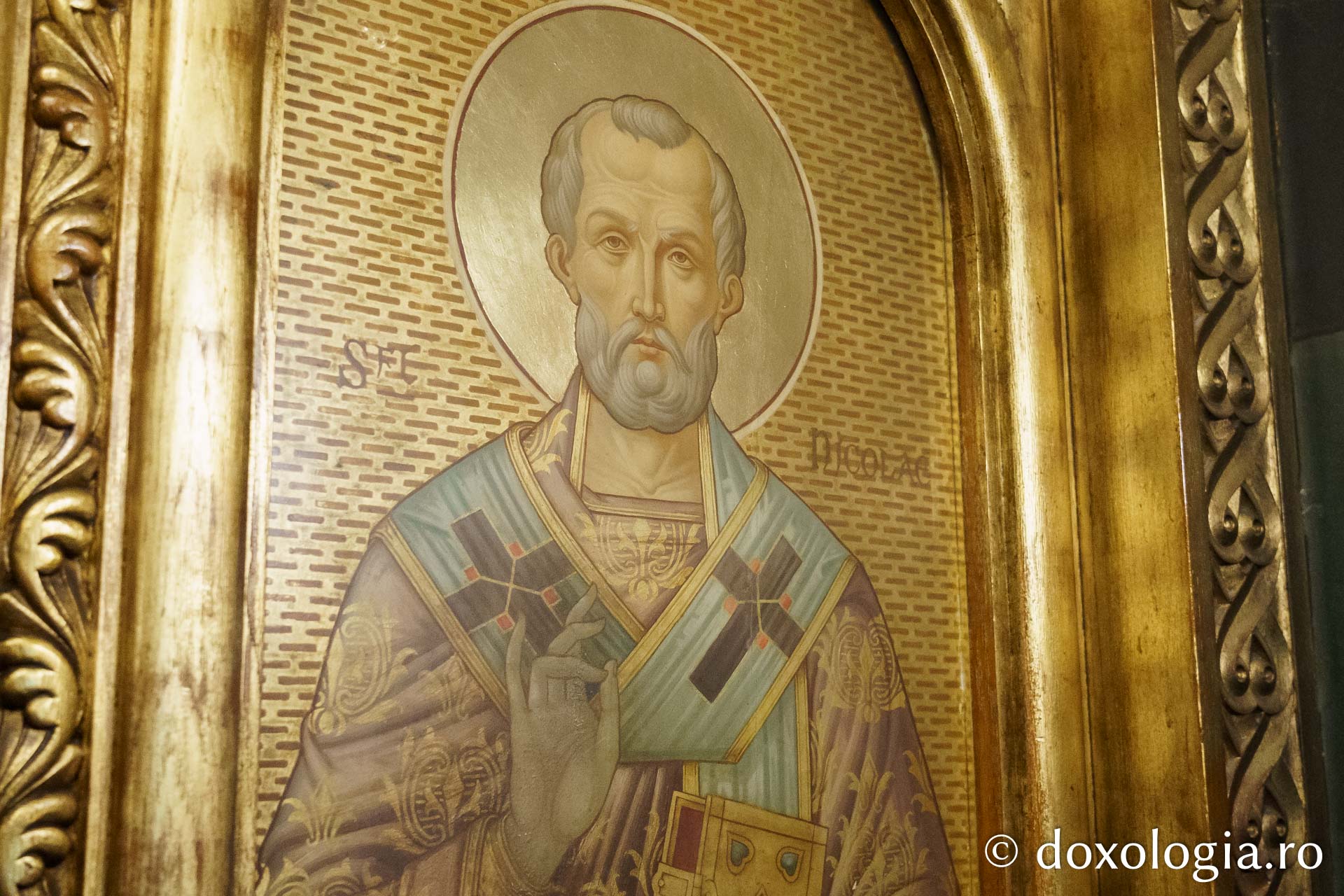 Binecuvântare arhierească la hramul Bisericii „Sfântul Nicolae Domnesc” din Iași