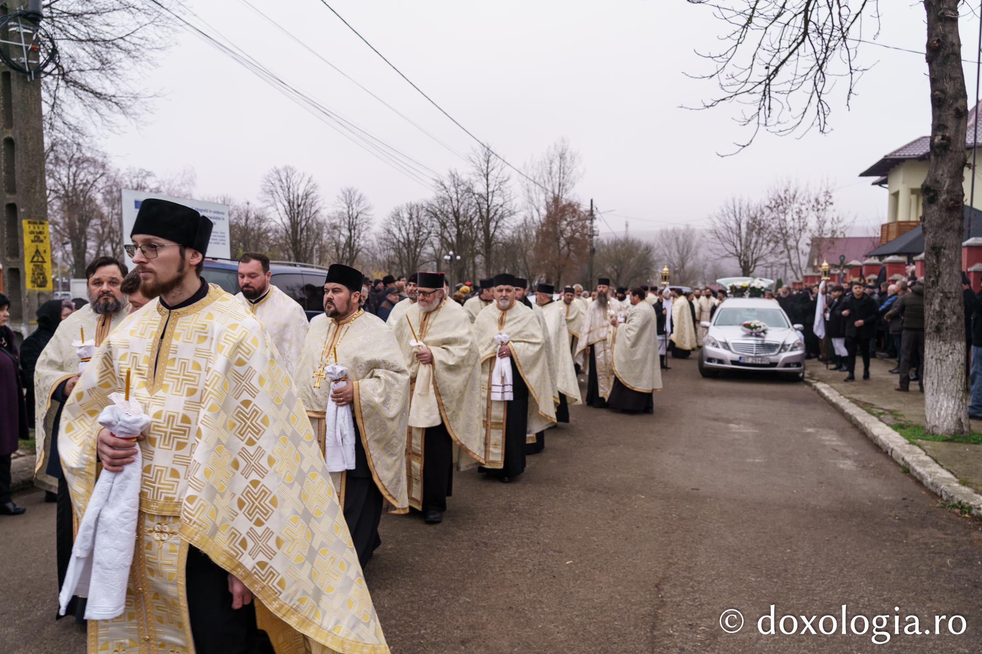 Preoteasa Maria Macuc, condusă pe ultimul drum pământesc