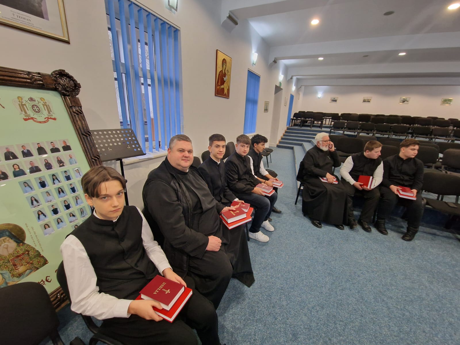 Întâlnirea de lucru a profesorilor mentori și a elevilor, la Seminarul Teologic Ortodox „Veniamin Costachi” Mănăstirea Neamț