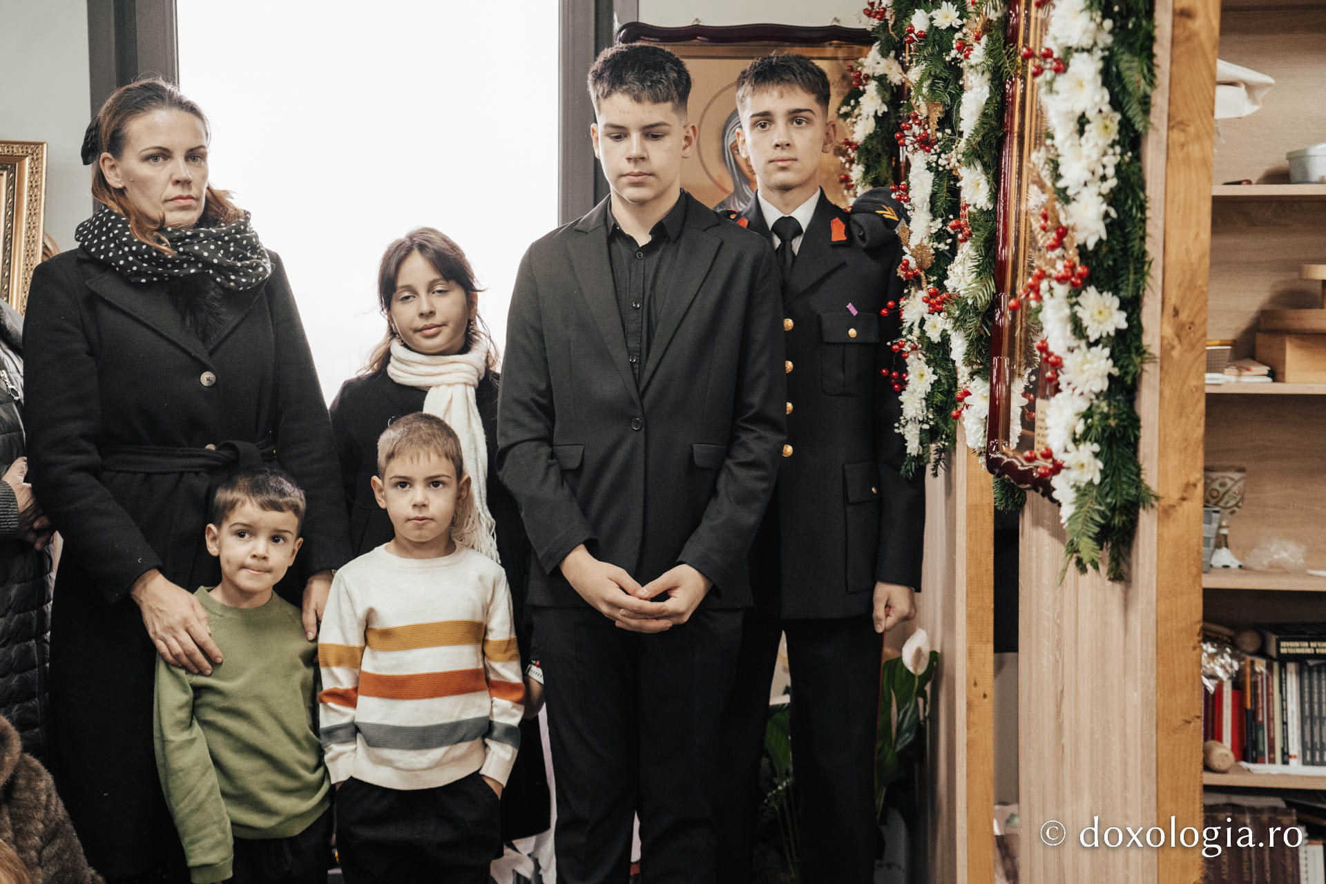 Zi de sărbătoare în Iași: Parohia „Sfântul Ierarh Iosif cel Milostiv” Bucium a primit vizita arhierească și un nou spațiu de rugăciune