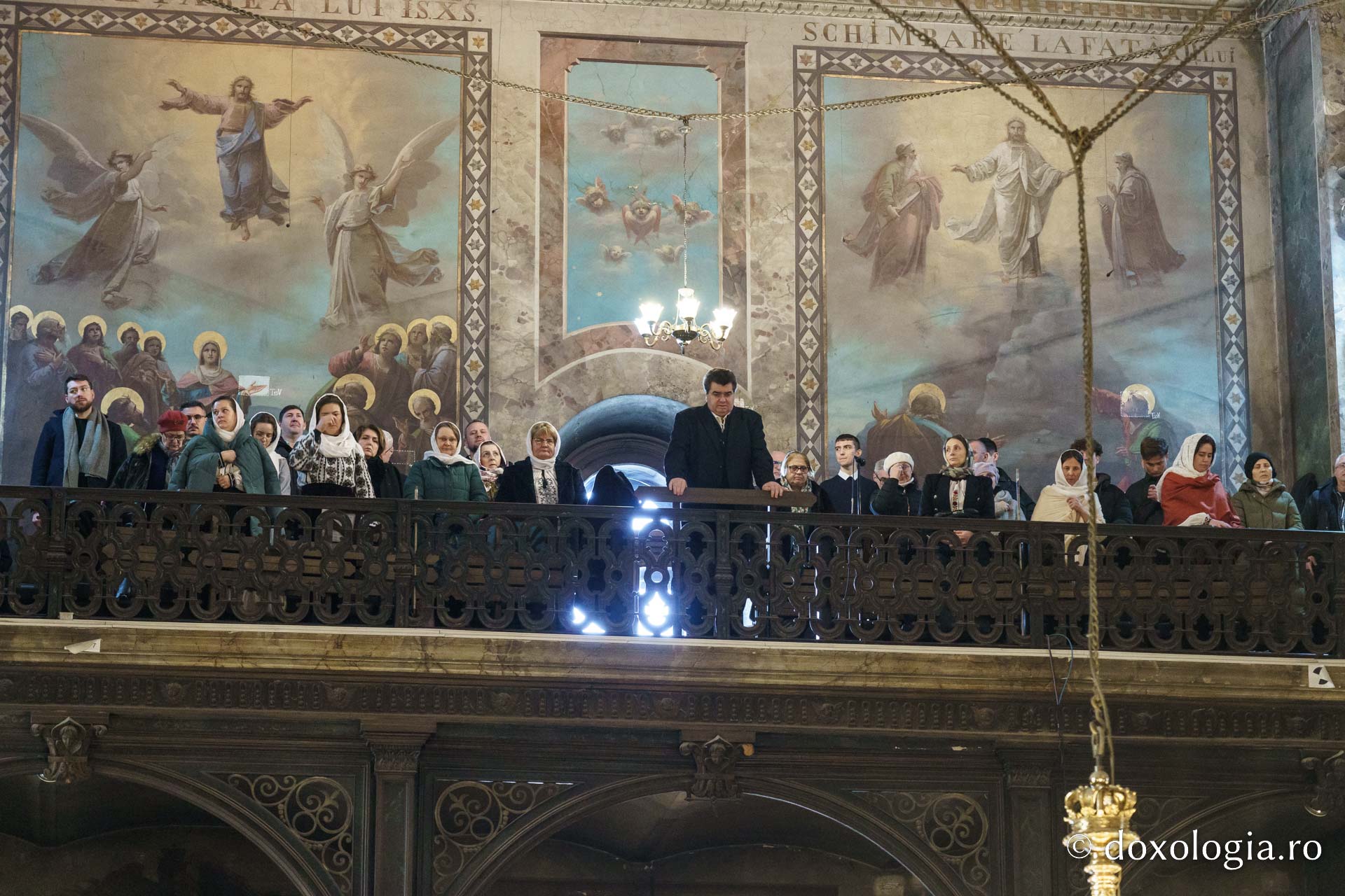 Bucuria Nașterii Domnului, la Catedrala din Iași: „Este zi de mare nădejde pentru om pentru că astfel el se ridică la Cer”