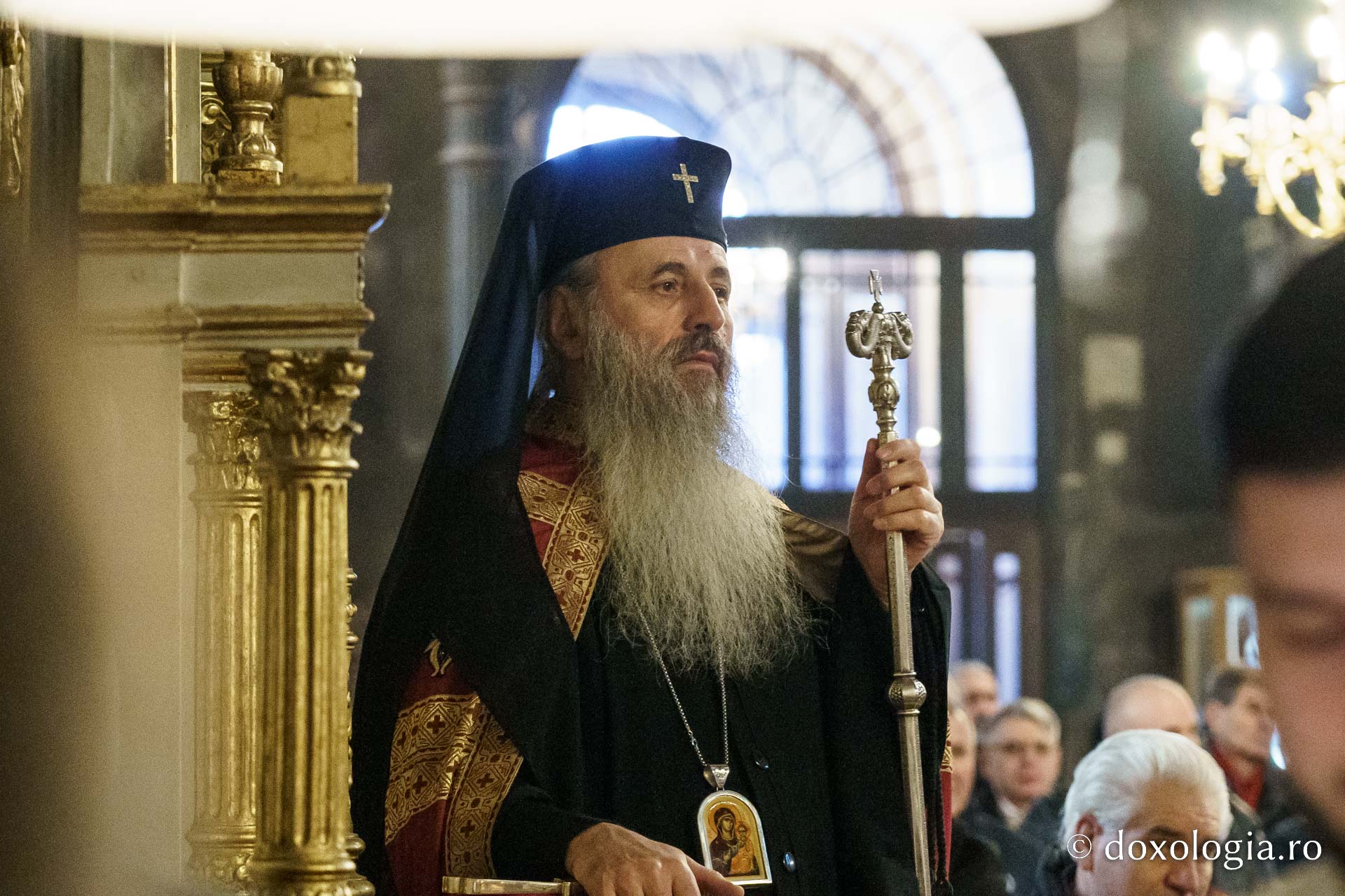 Bucuria Nașterii Domnului, la Catedrala din Iași: „Este zi de mare nădejde pentru om pentru că astfel el se ridică la Cer”