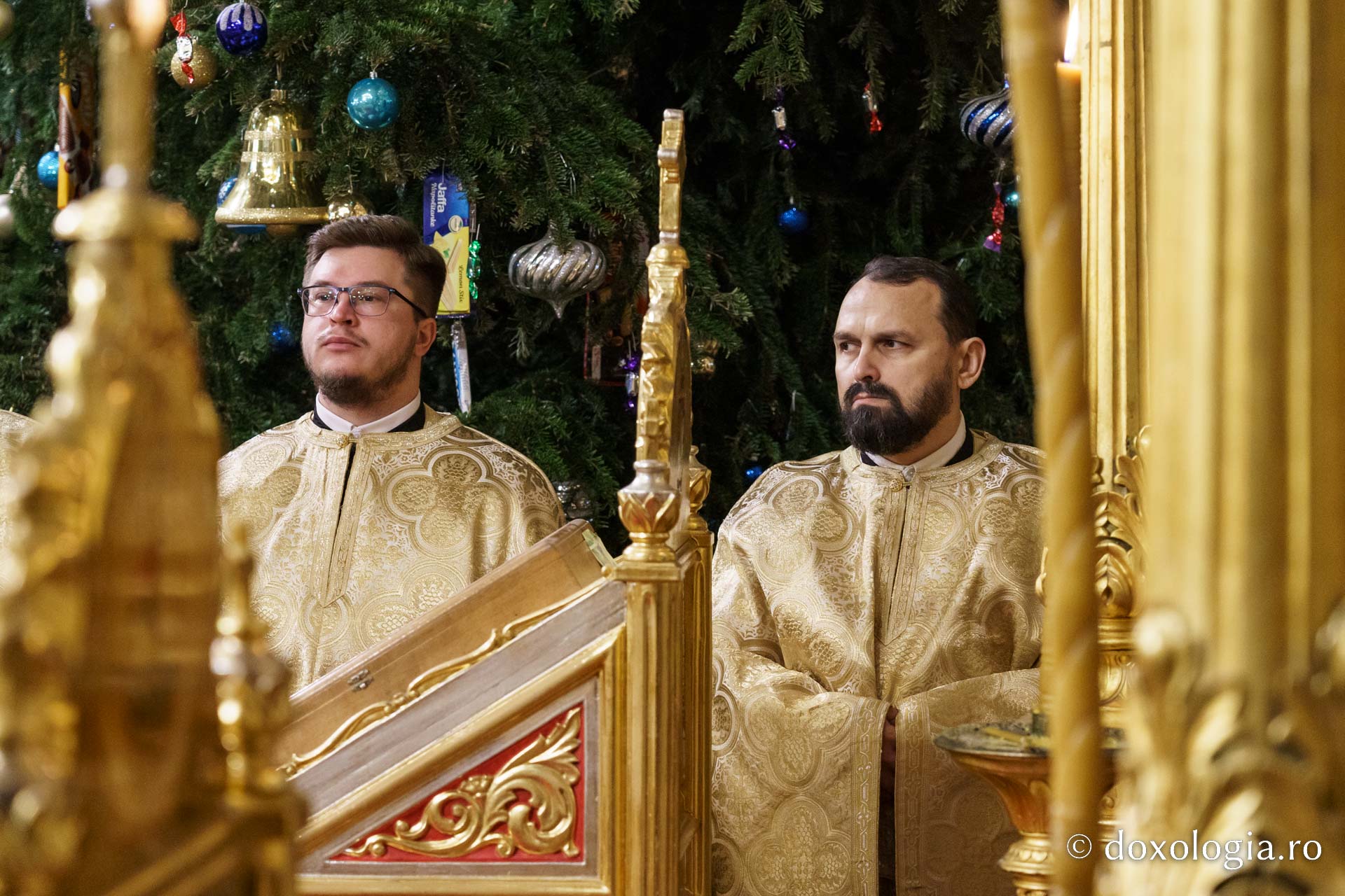 Bucuria Nașterii Domnului, la Catedrala din Iași: „Este zi de mare nădejde pentru om pentru că astfel el se ridică la Cer”