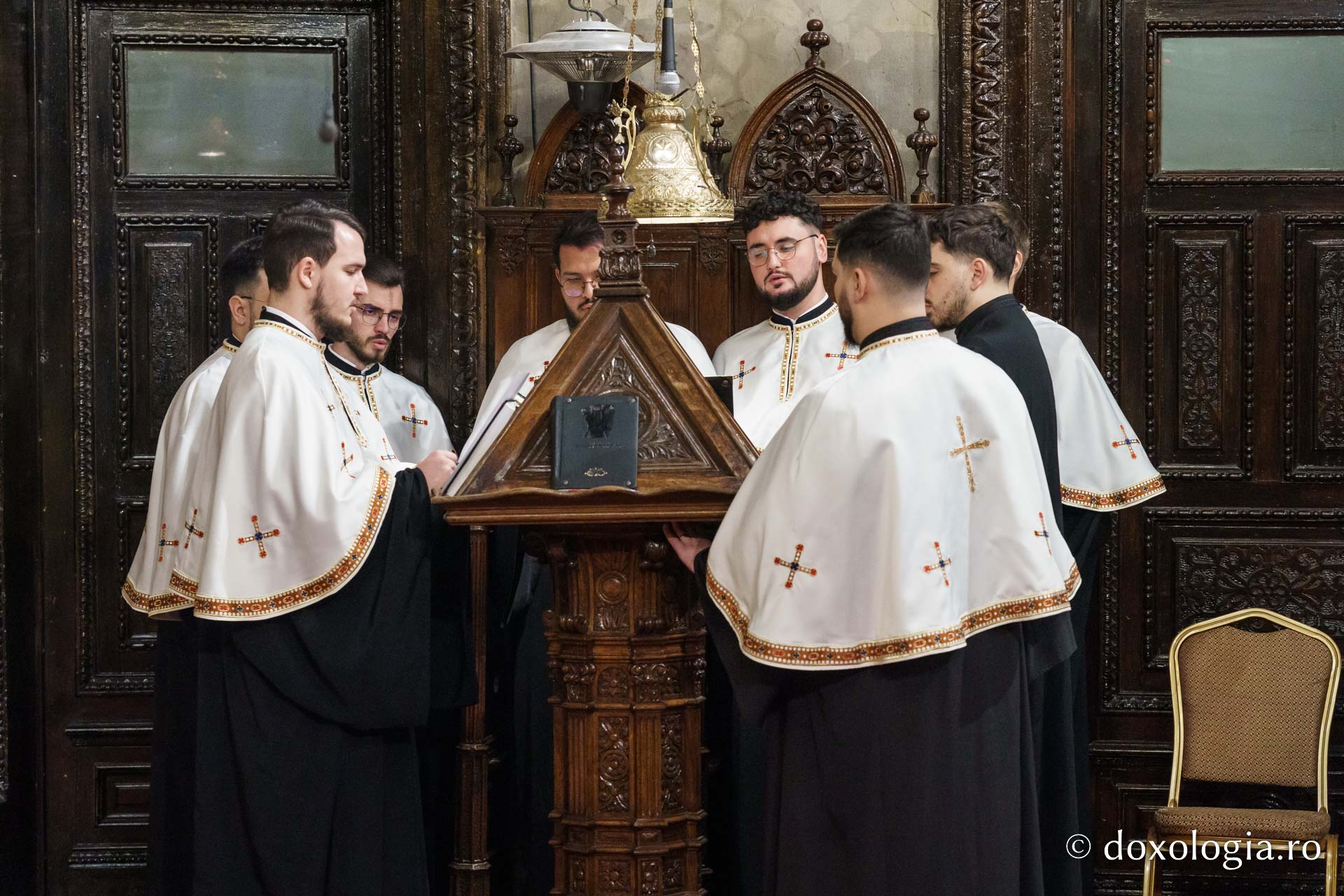 Bucuria Nașterii Domnului, la Catedrala din Iași: „Este zi de mare nădejde pentru om pentru că astfel el se ridică la Cer”