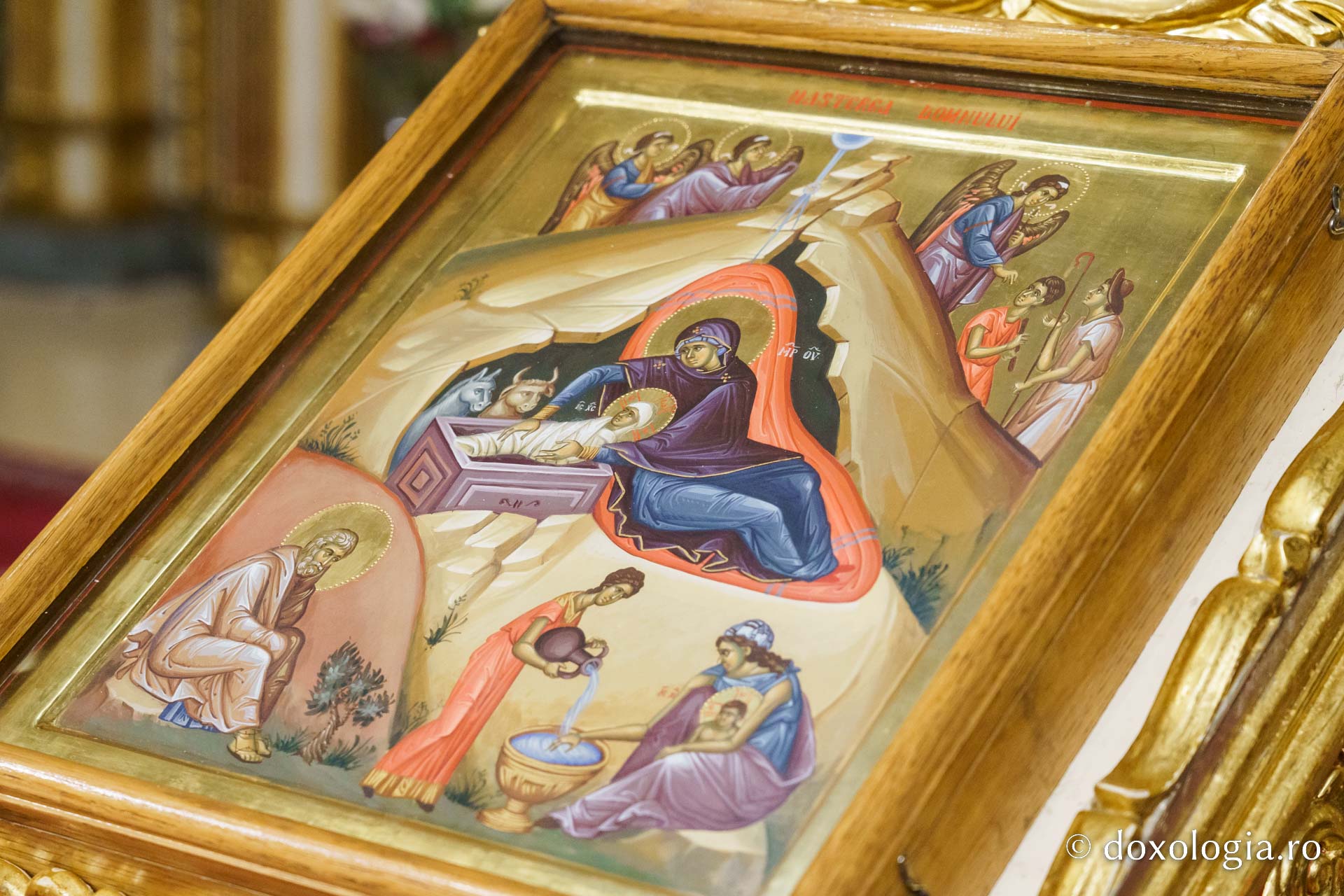 Bucuria Nașterii Domnului, la Catedrala din Iași: „Este zi de mare nădejde pentru om pentru că astfel el se ridică la Cer”