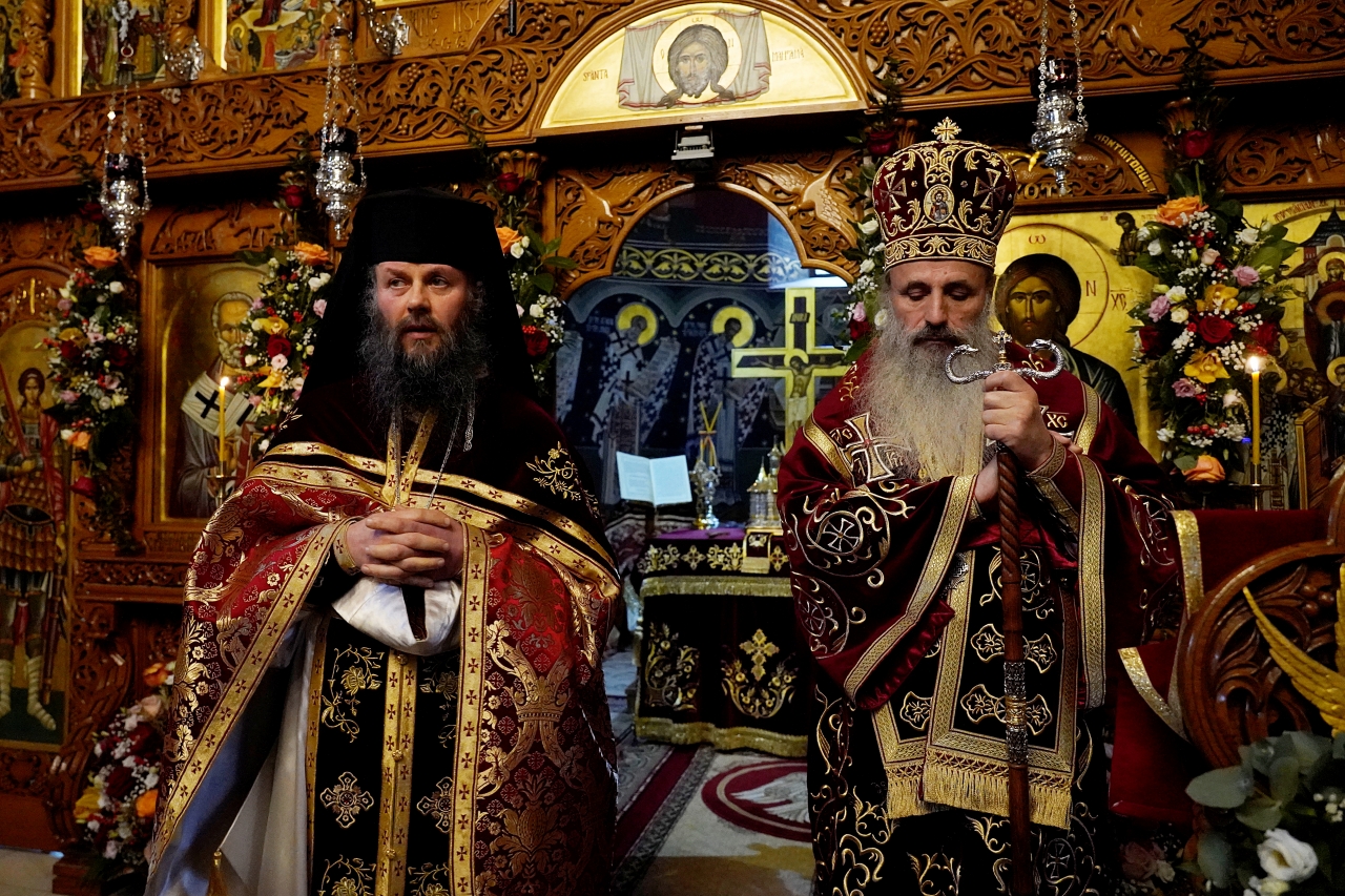 Cinstirea Sfântului Nicolae la Mănăstirea Popăuți: „”