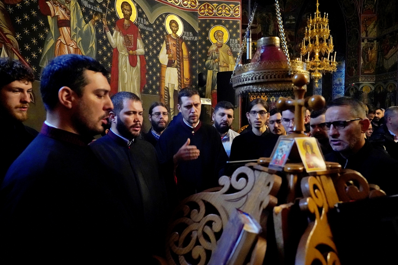 Cinstirea Sfântului Nicolae la Mănăstirea Popăuți: „”