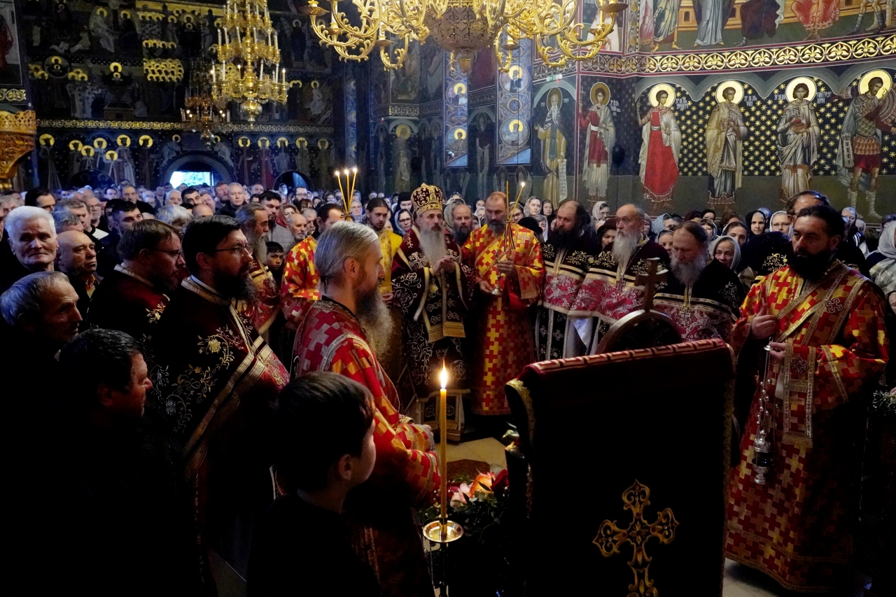 Cinstirea Sfântului Nicolae la Mănăstirea Popăuți: „”