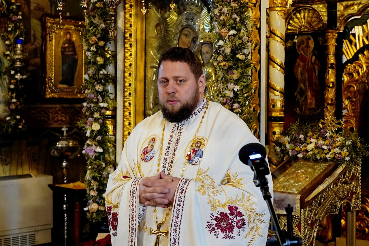 „Avem o responsabilitate față de această invitație, de chemarea la Cina Domnului: să ne împărtășim cu Sfintele Taine”, le-a transmis PS Nichifor Botoșăneanul credincioșilor din Săvinești