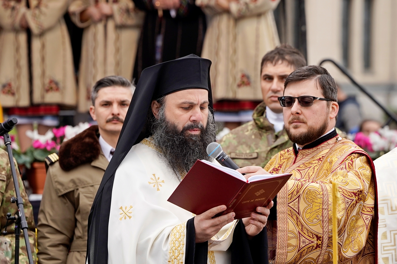 Ziua Națională în capitala Moldovei: „Ajutorul lui Dumnezeu de Sus și capacitatea elitelor de atunci au dus la împlinirea unui deziderat de veacuri”