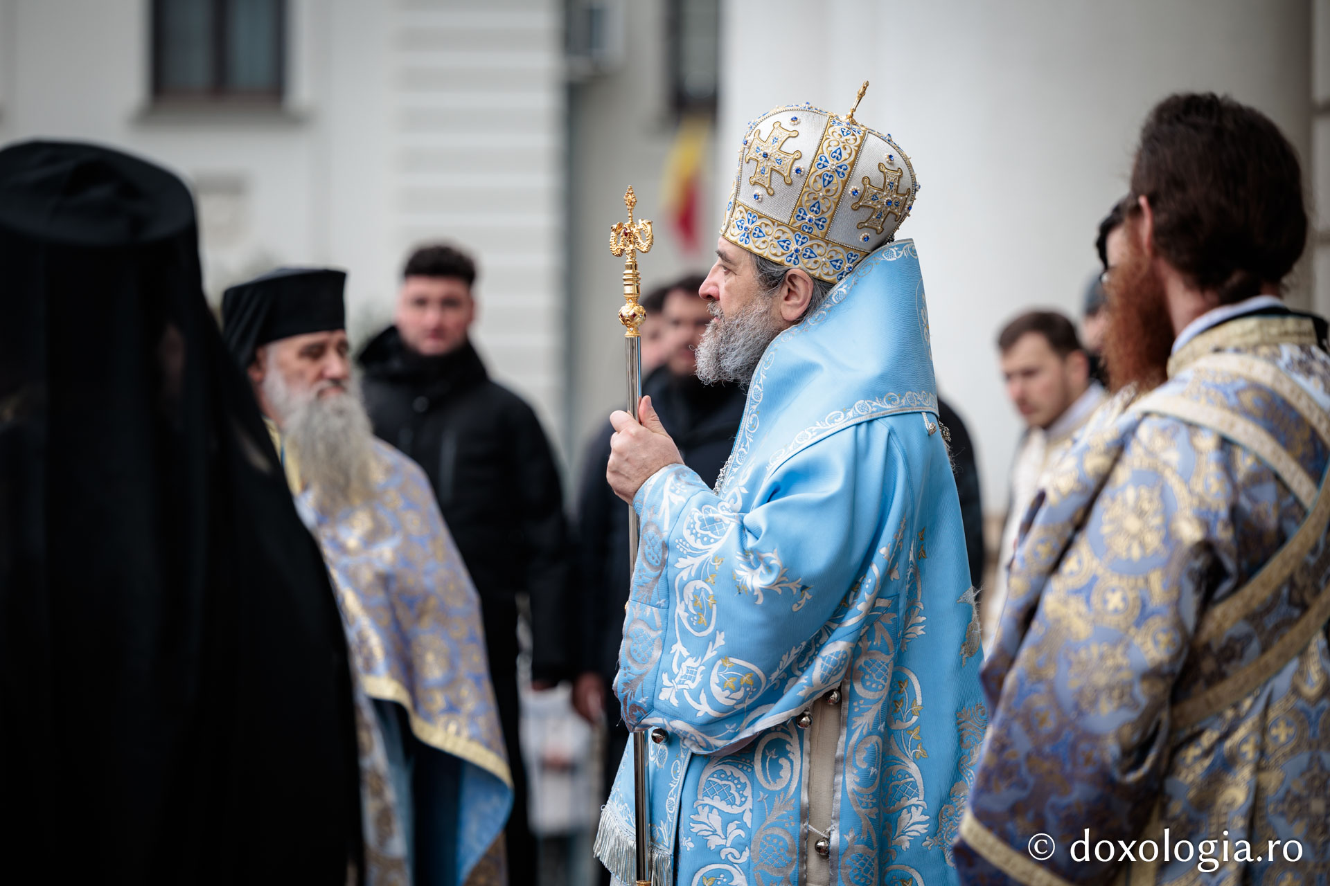 Botezul Domnului, sărbătorit la Catedrala Mitropolitană din Iași: „În drumul întoarcerii noastre spre viața cea adevărată, aghiazma mare este și ea un ajutor”