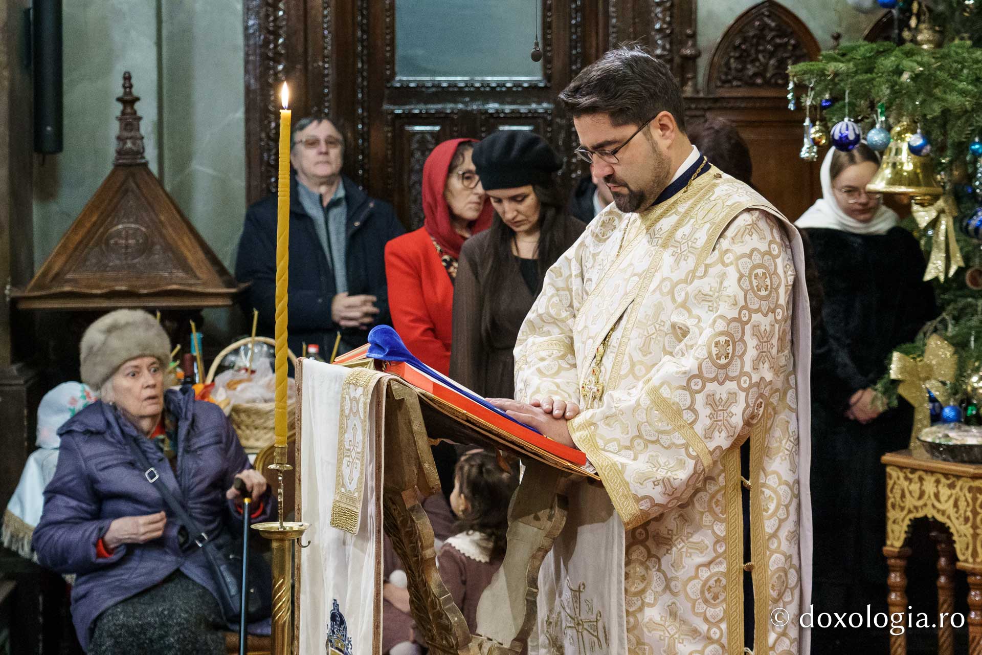 Credincioșii ieșeni au întâmpinat noul an în comuniune duhovnicească