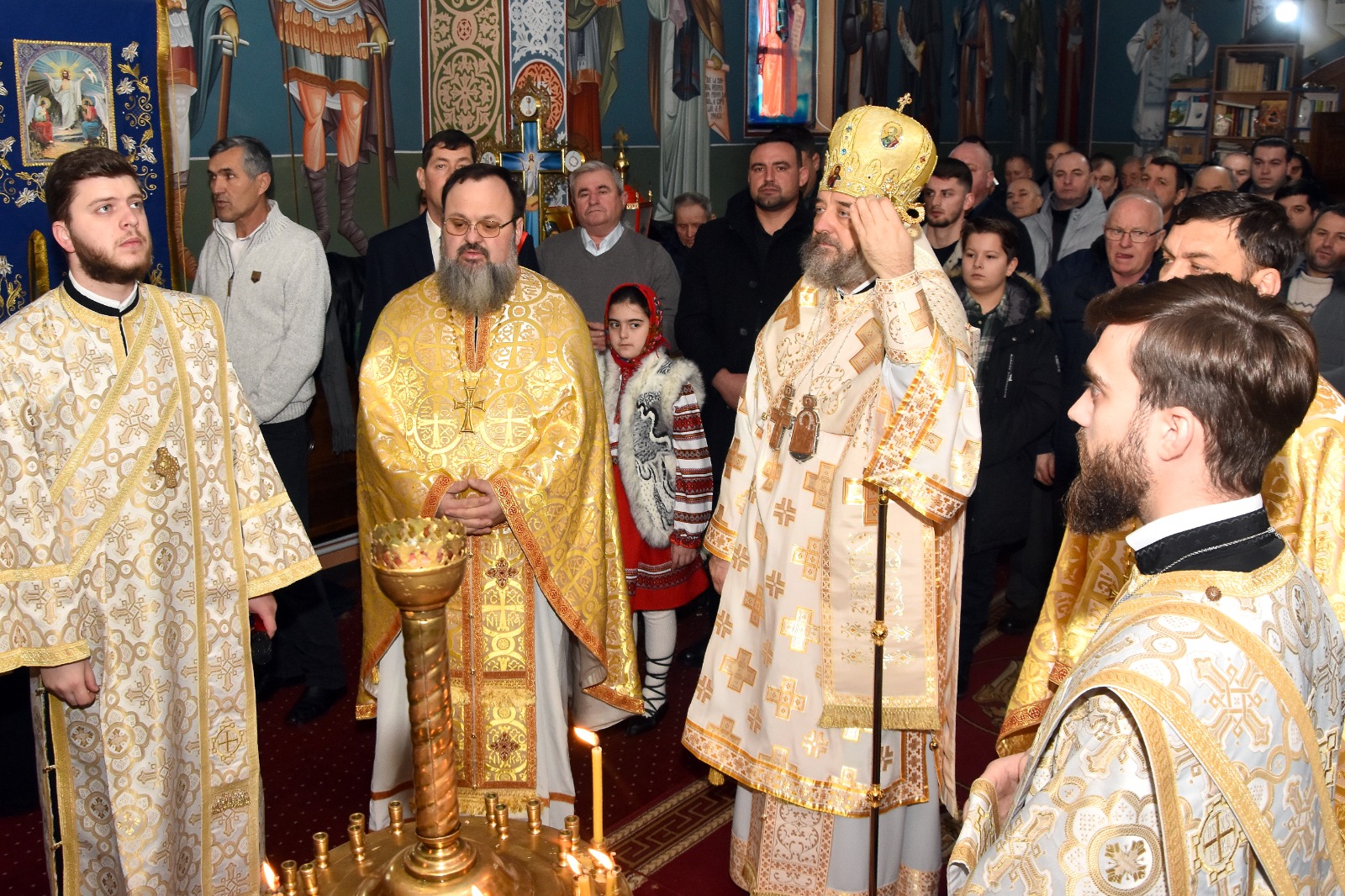 Binecuvântare arhierească la Parohia Coșula din județul Botoșani