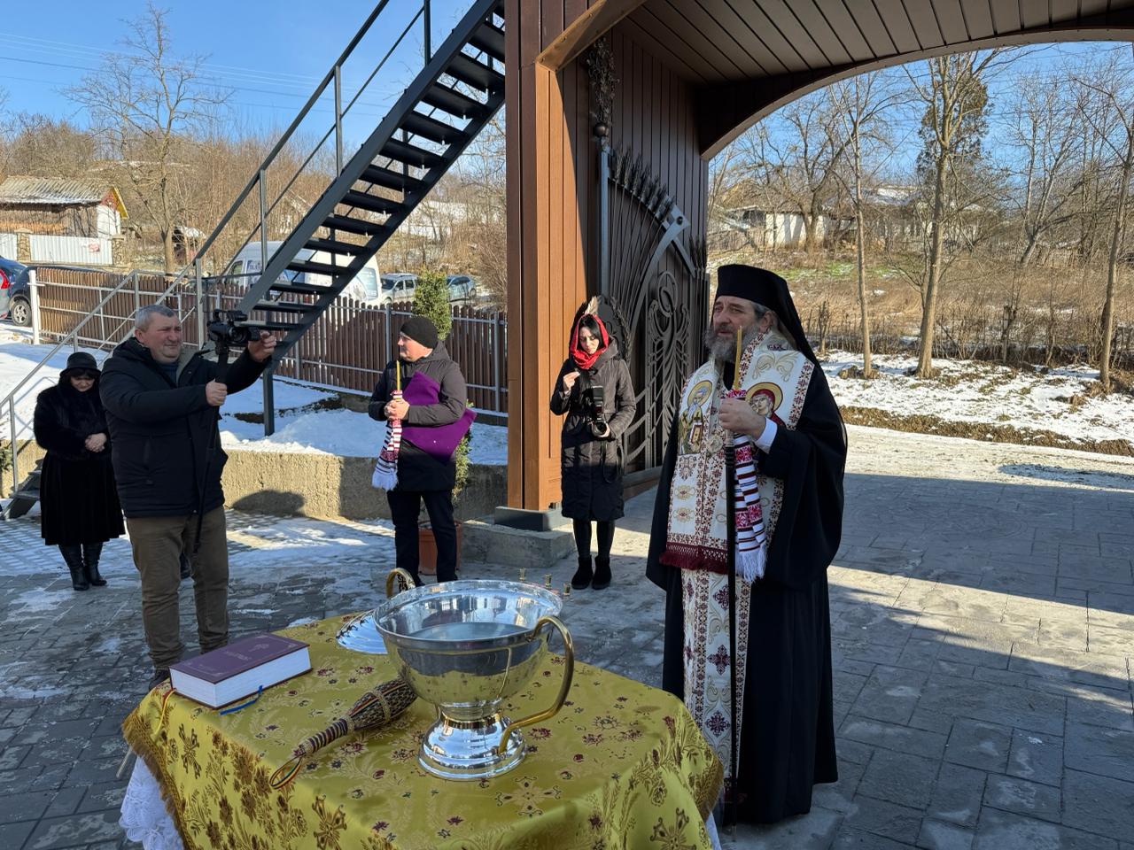 Binecuvântare arhierească la Parohia Coșula din județul Botoșani