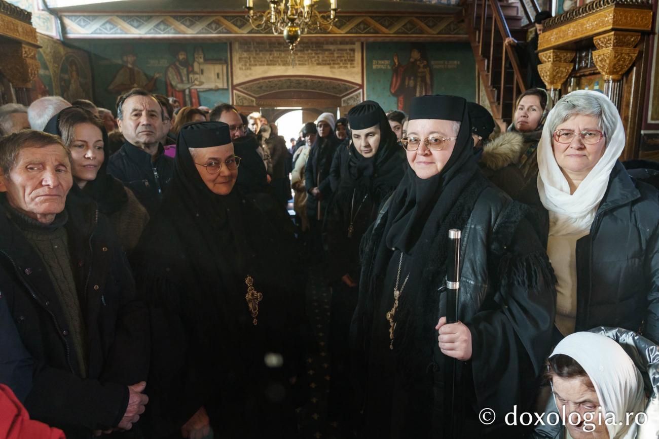 Obștea Mănăstirii Copou și-a sărbătorit hramul de iarnă