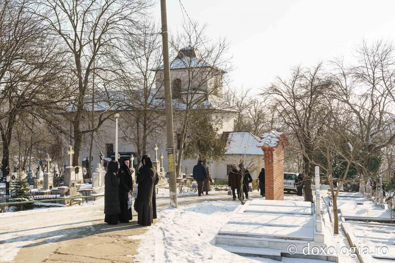 (Video) Sfinții Atanasie și Chiril, sărbătoriți la hramul Mănăstirii Copou