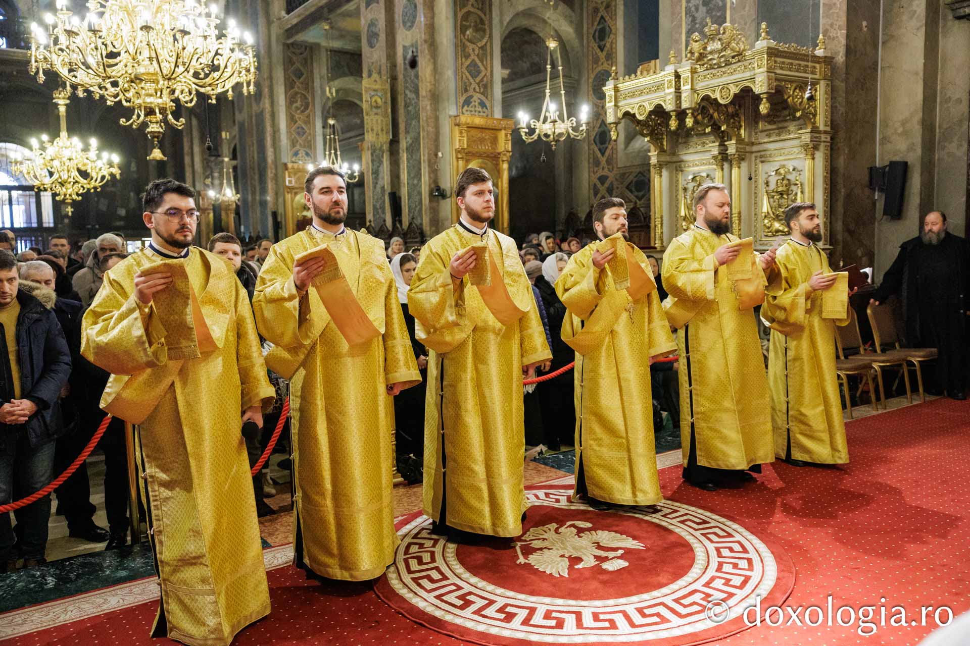 Sfântul Ierarh Iosif cel Milostiv, cinstit la Catedrala Mitropolitană din Iași: „Este numit astfel pentru că a fost bun în cuget, în inimă și în sufletul său”