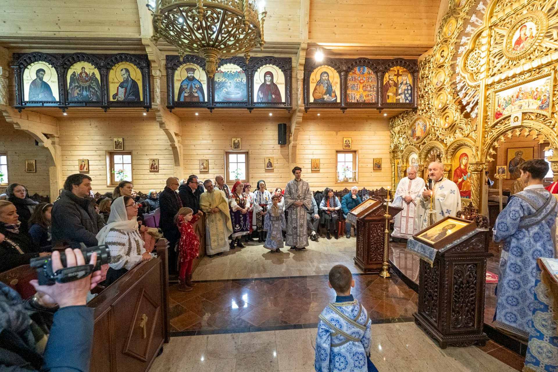 Zi de bucurie și binecuvântare la Parohia „Buna Vestire” din München