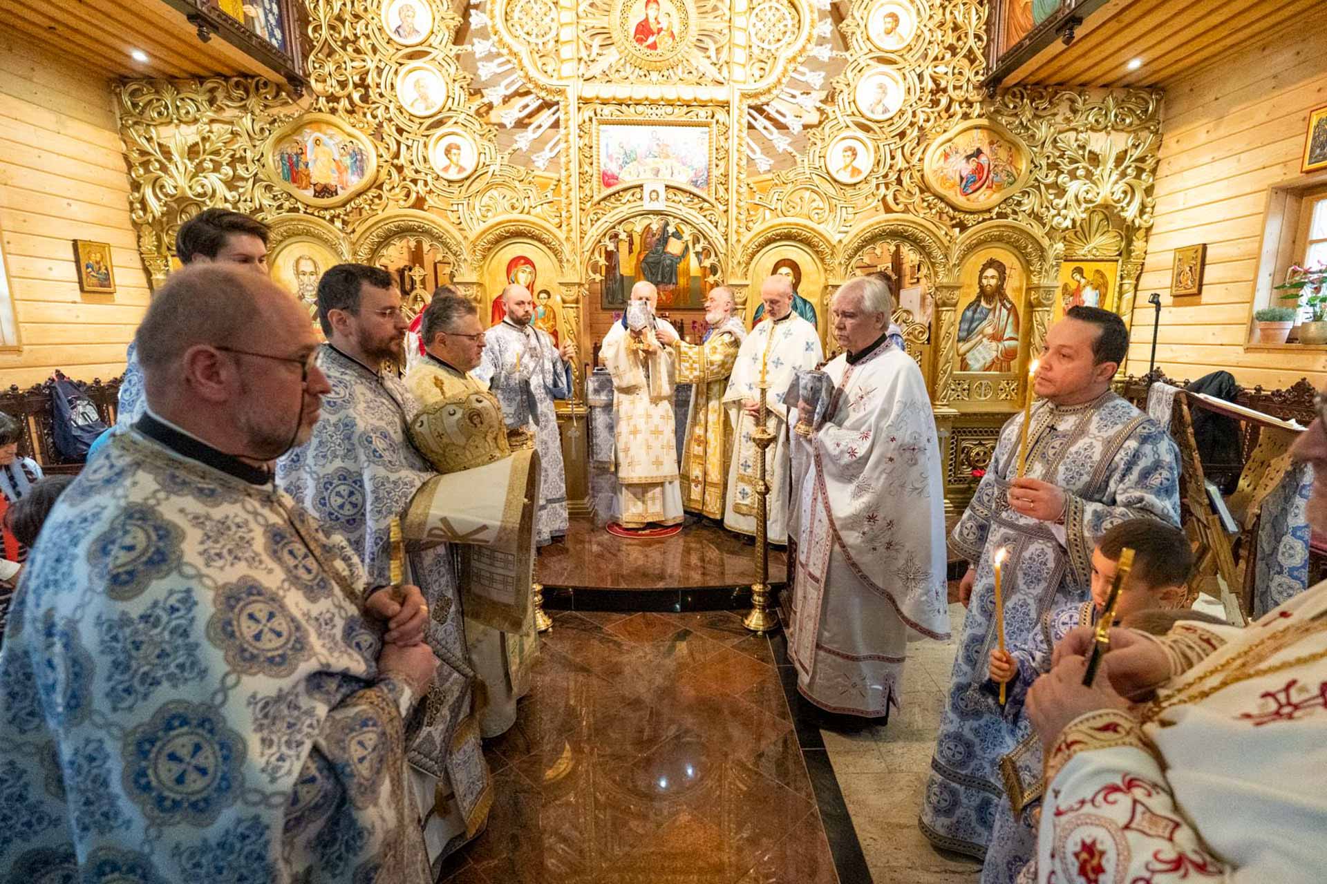 Zi de bucurie și binecuvântare la Parohia „Buna Vestire” din München