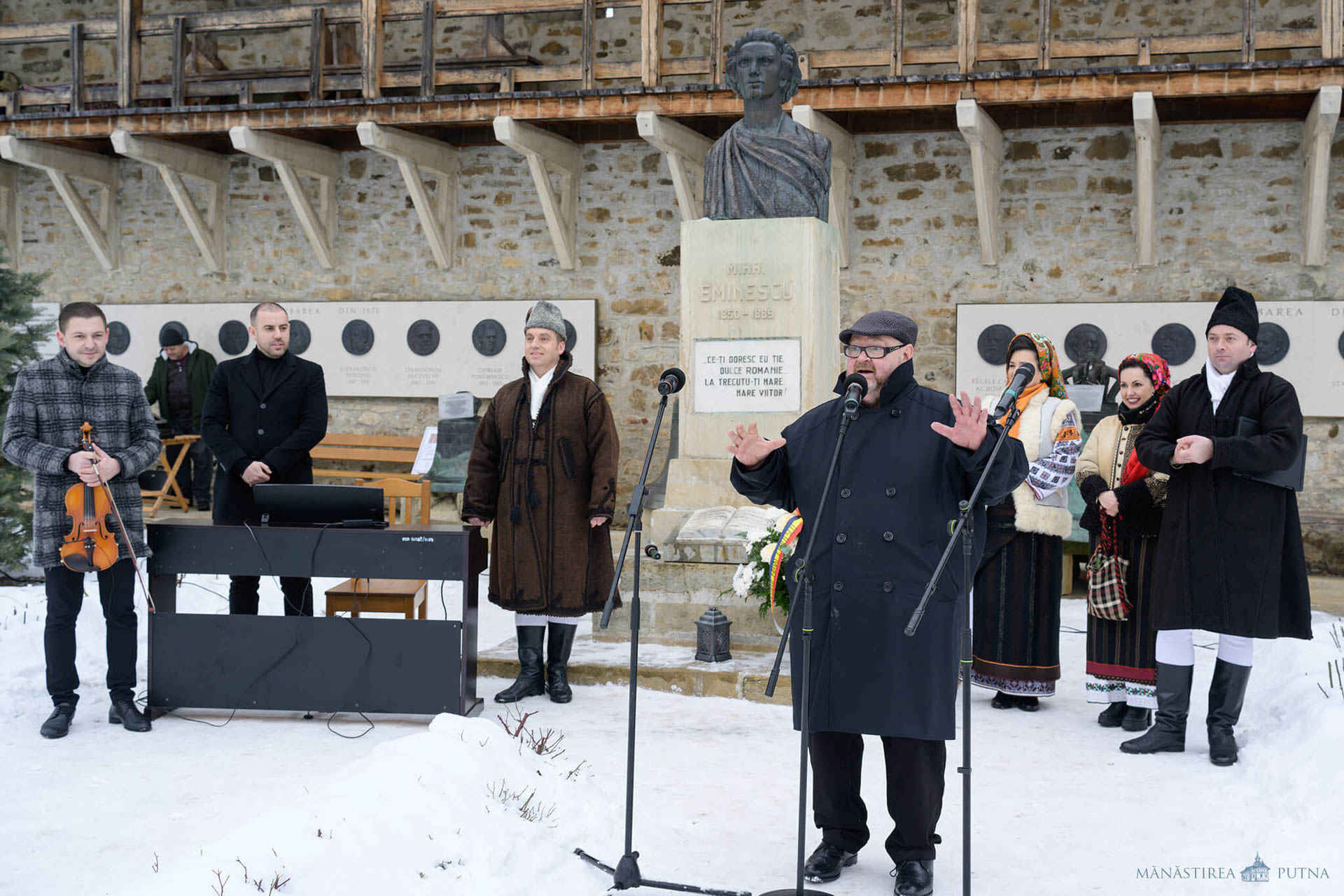 Ziua Culturii Române: Premiile Festivalului Literar „Mihai Eminescu” la Mănăstirea Putna